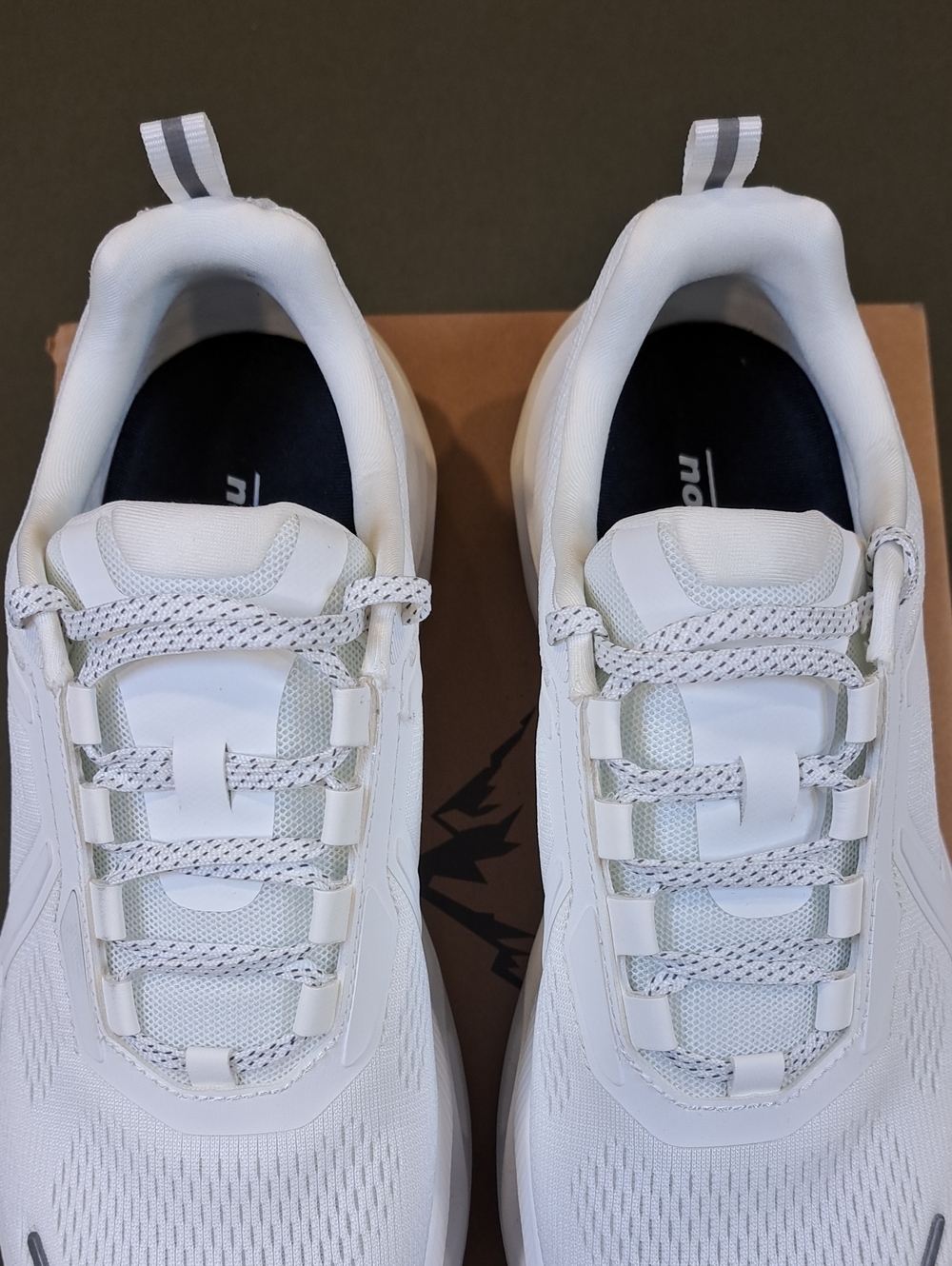 Nortiv 8 Women's Comfortable Lifestyle Sneakers - Color: White-New - Size: 8.5 - Picture 4 of 11